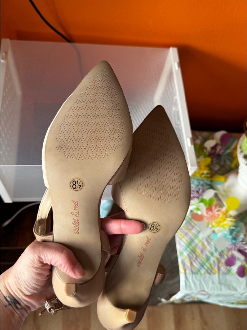 Beige Pointed-Toe Slingback Heels with Ankle Strap - Picture 4 of 6